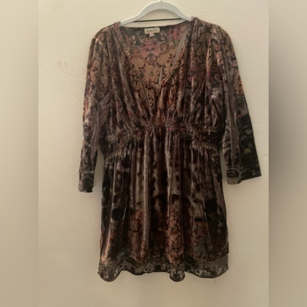 One world velvet short dress size medium